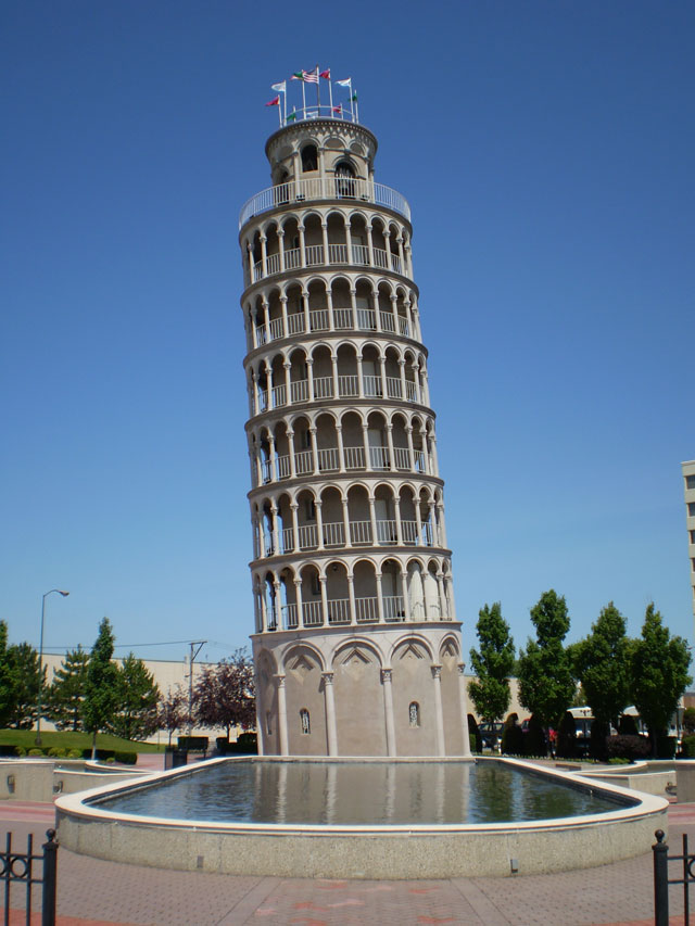 Leaning_Tower_of_Niles